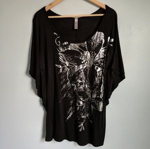 Black Bat-Wing Silver Flower Print T-Shirt